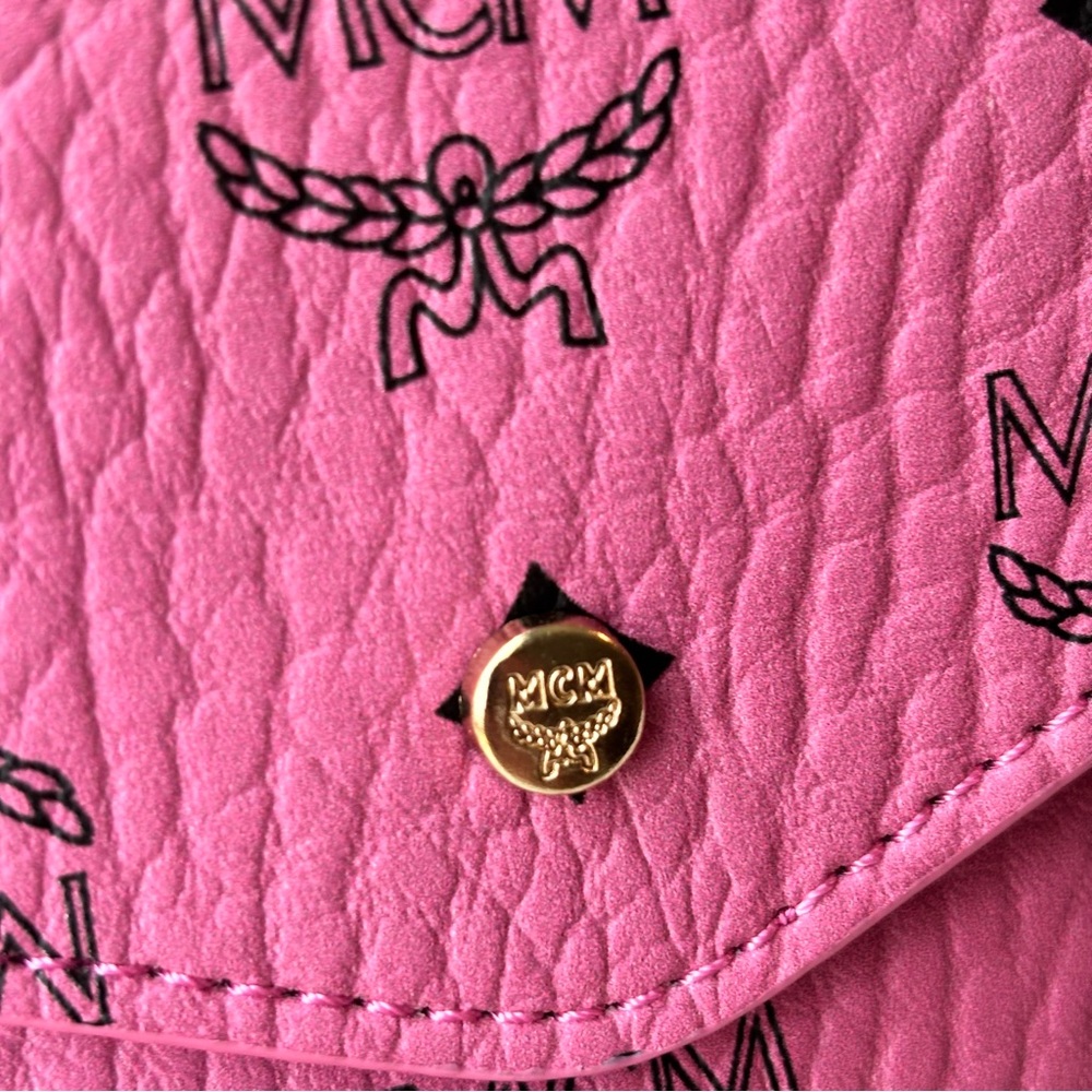 MCM Visetos Leather Envelope Clutch in pink VIP Novelty GWP NEW - Picture 5 of 10
